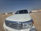 Land cruiser v8 GXR 5.7L